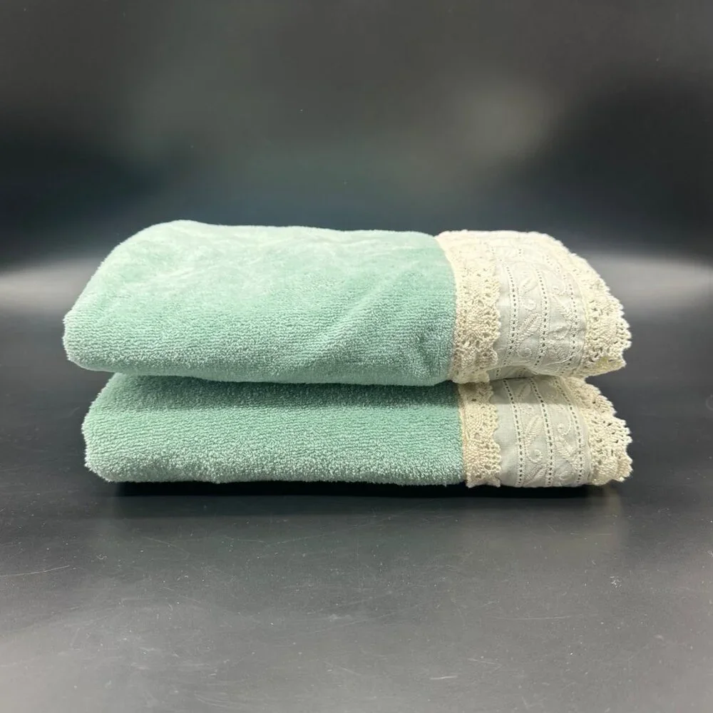 Vintage Green Bath Towels Lace Trim 1990s Cottagecore Retro Bathroom Linens